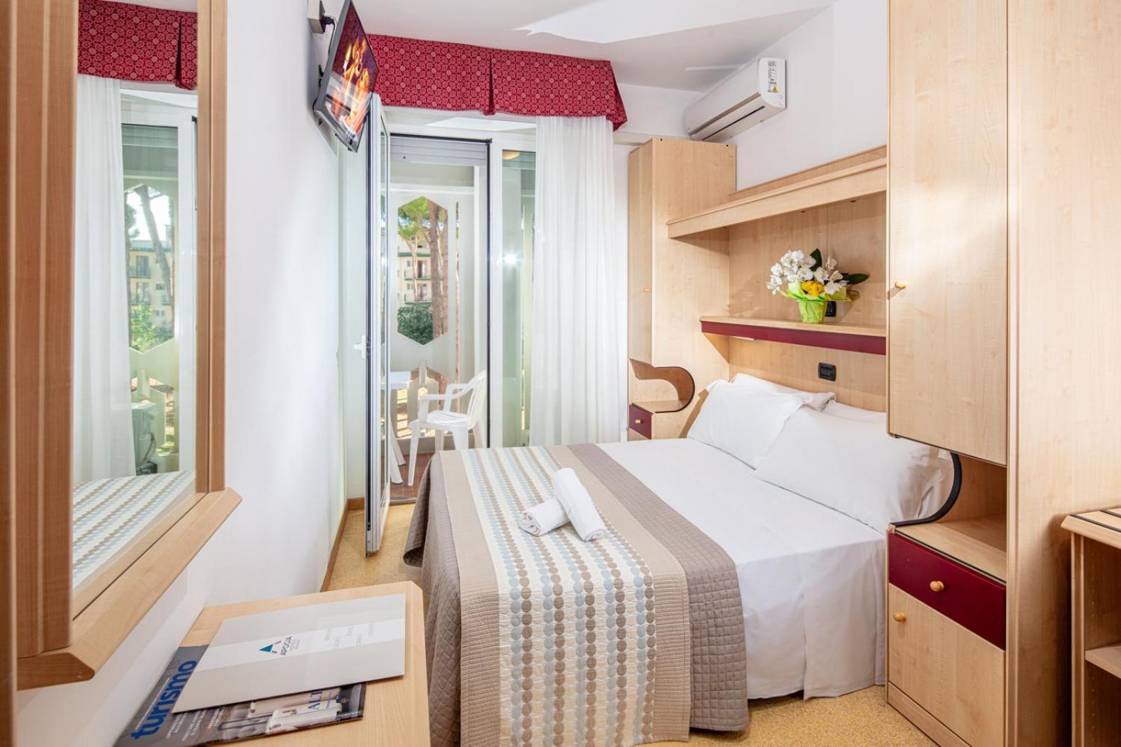 Hotel Regina ลินญาโน ซับเบียโดโร ห้อง รูปภาพ